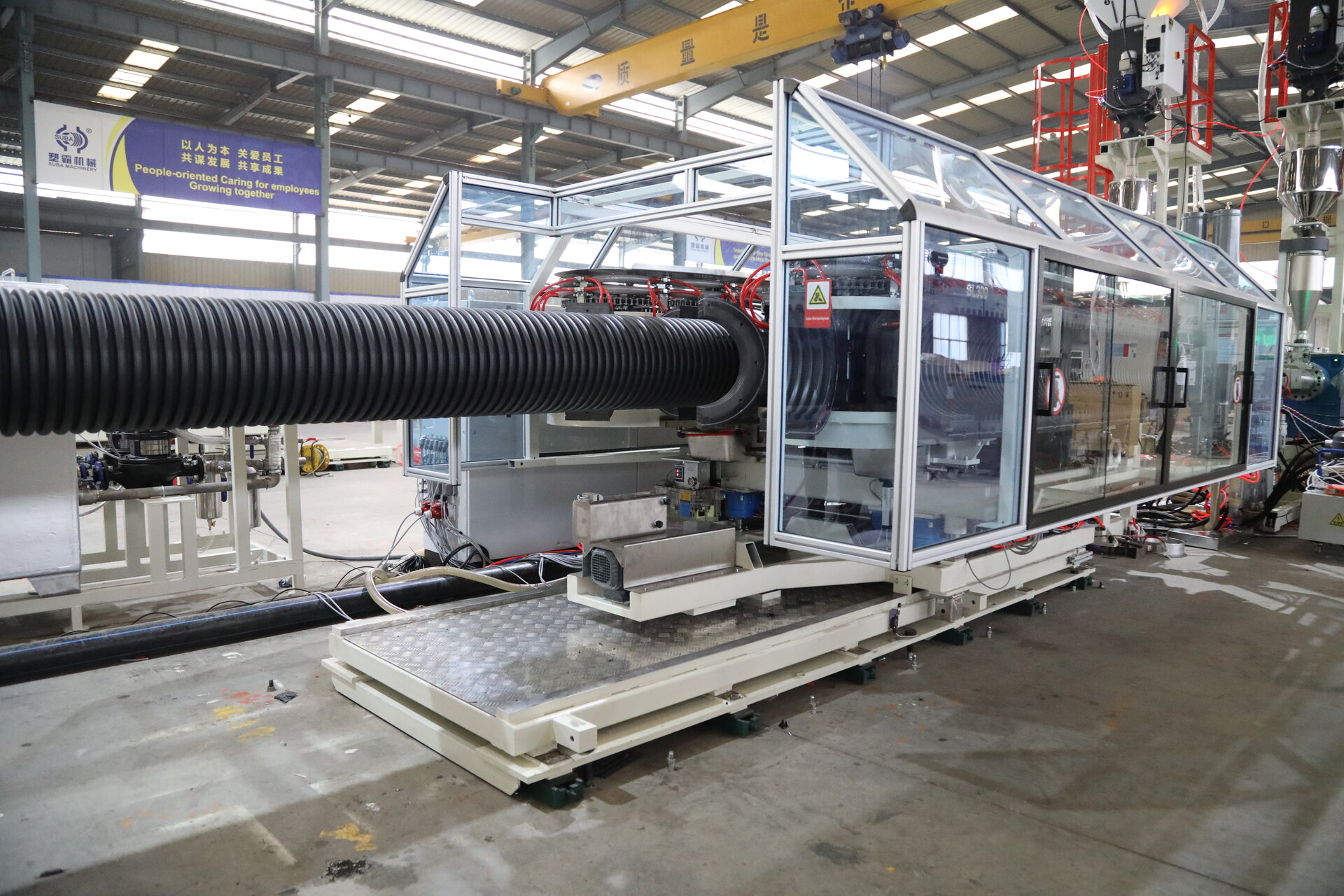 Corrugator - The corrugator adopts a closed loop pressure water cooling system for high forming efficiency - 3