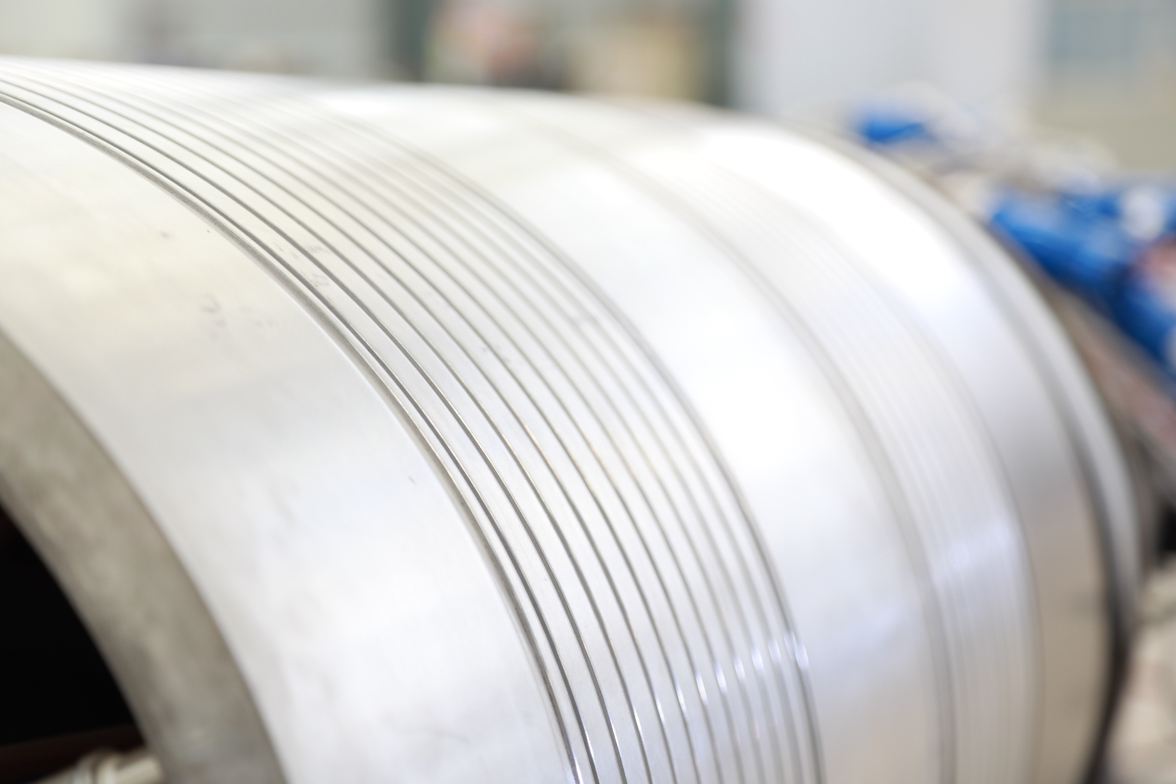 Die Head - Material is extruded from the extruder through the inner and outer dies of the double layer pipe die head - 3