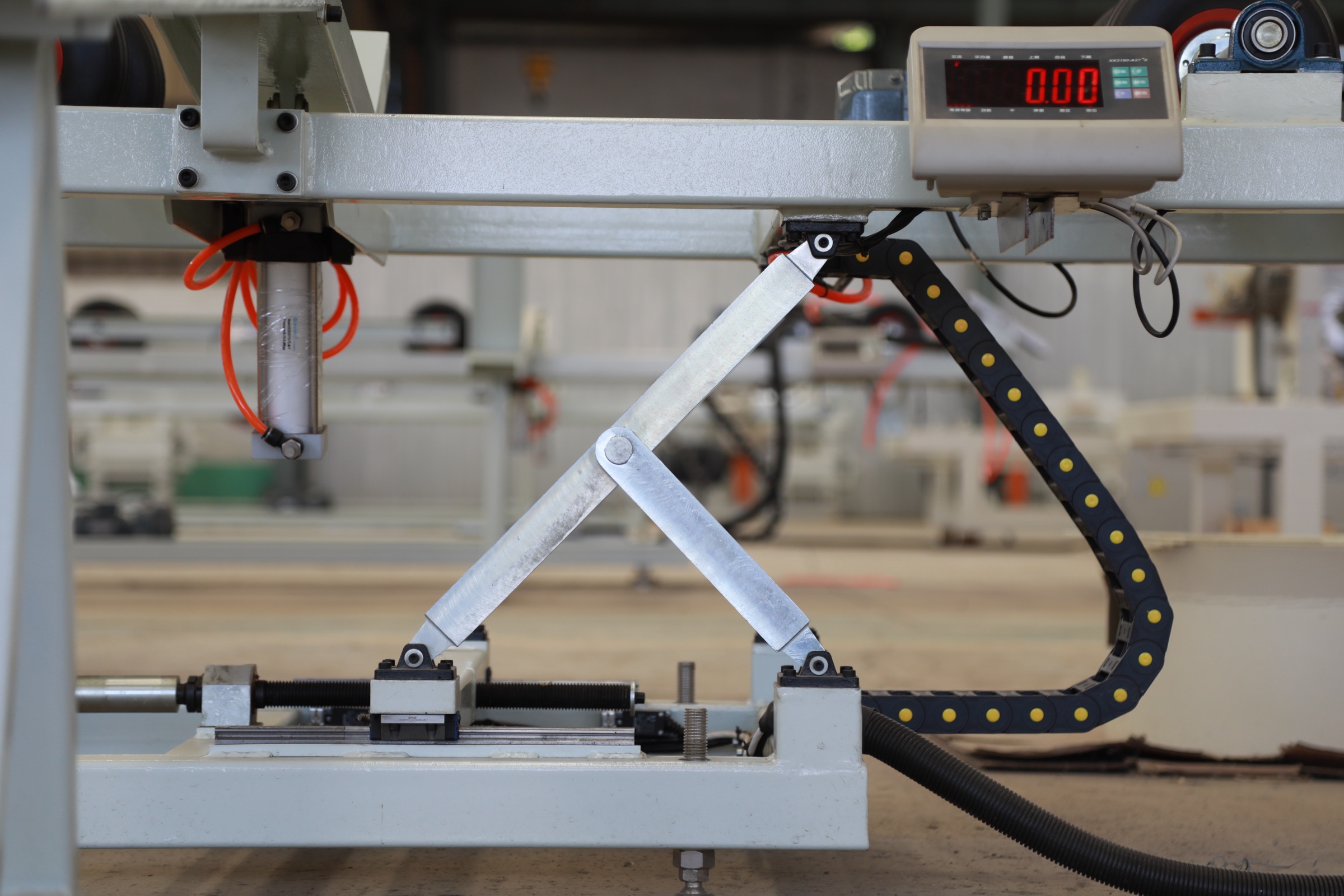 Haul-Off Unit - Haul-off unit for fast and stable transportation of small-sized pipes from the corrugator - 4