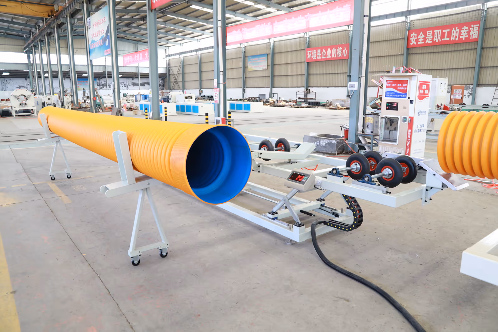 Stacker - Double layer corrugated pipe extrusion line stacker is automatically discharged and equipped with a weighing system - 3